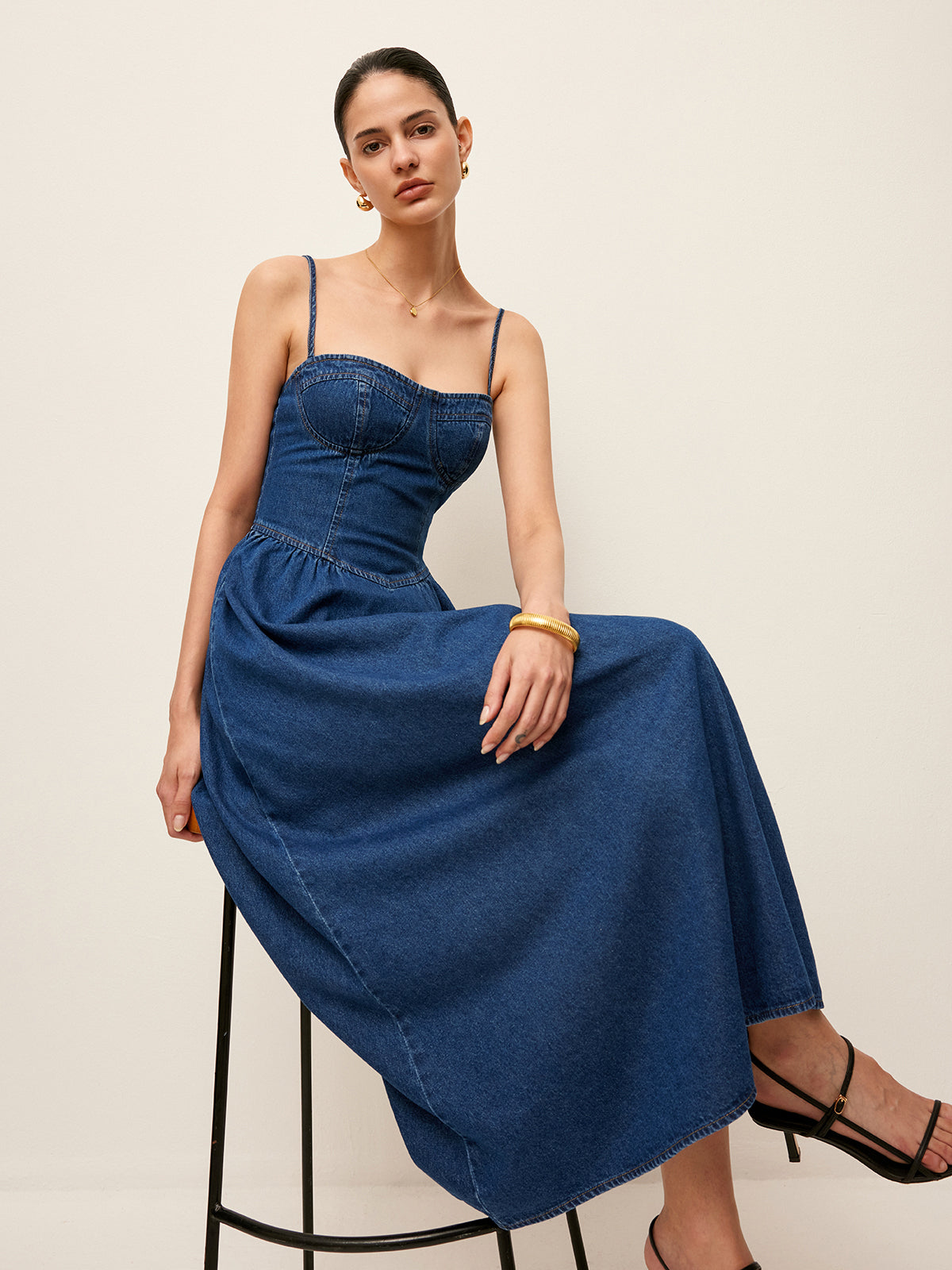 Denim Corset Maxi Jurk – Elegance Editie